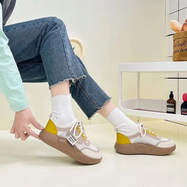 Sepatu Sneakers Wanita Korean Style Kekinian Terbaru Casual Cewek Fashion New Shoes Sport